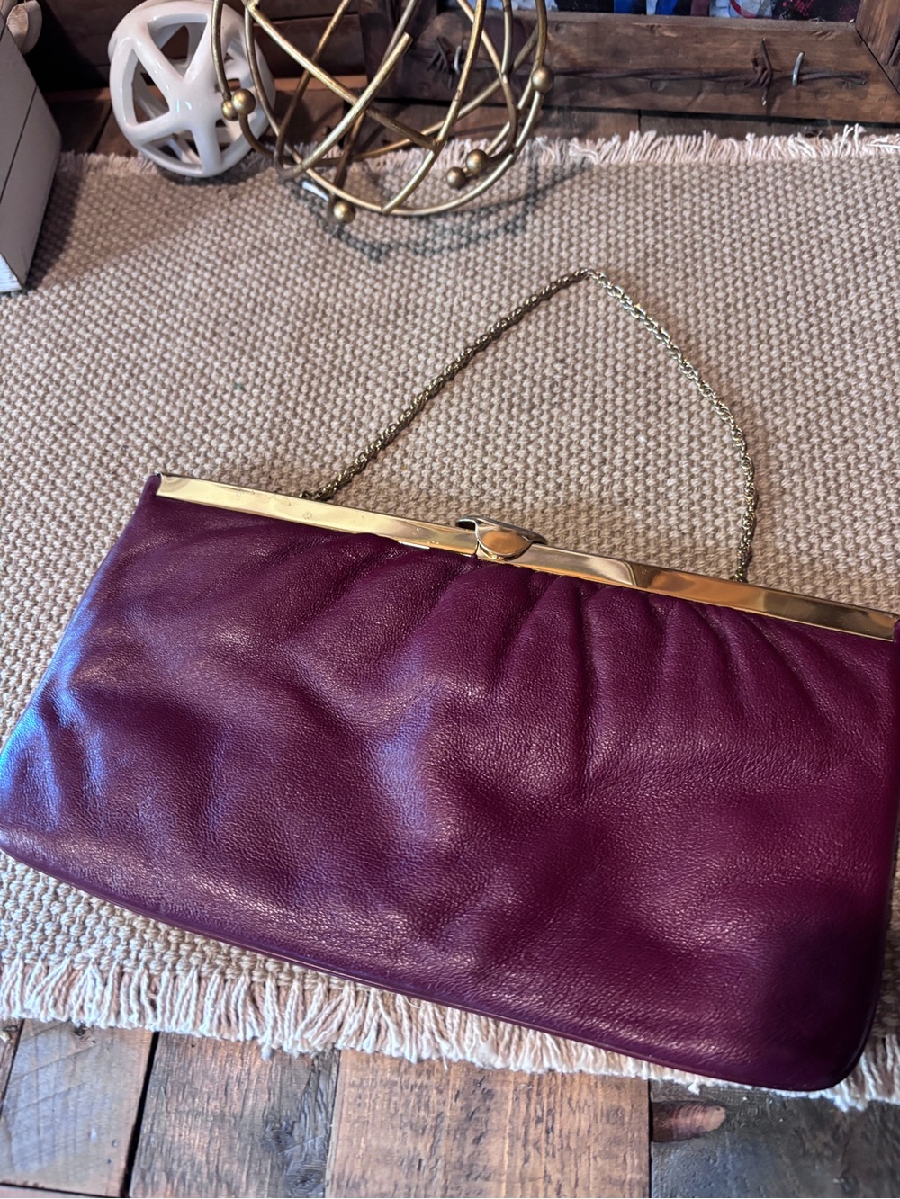 Classic Women's Purple Leather Frame Clutch with Chain Vintage - Picture 2 of 3